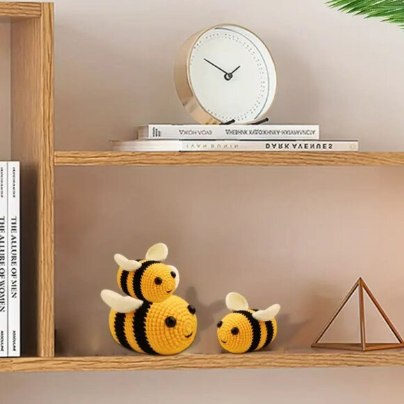 Cute Bee Crochet Kit With Step By Step Video Instruction - Picture 4 of 5